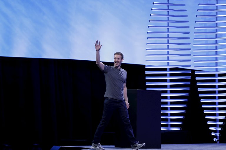 SweetmanRobert's tweet photo. #badfacebook
https://t.co/0nfkrKql0Z https://t.co/Ooy1T7ExaL