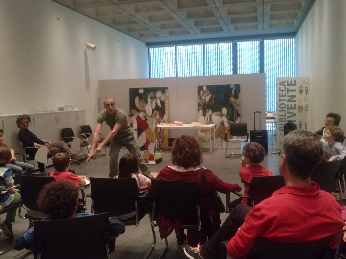 FLMilano's tweet photo. Semi e versi pazzi @MudecMi #FIPM16 #LetMiFest2016 https://t.co/iuhEv8ooAT