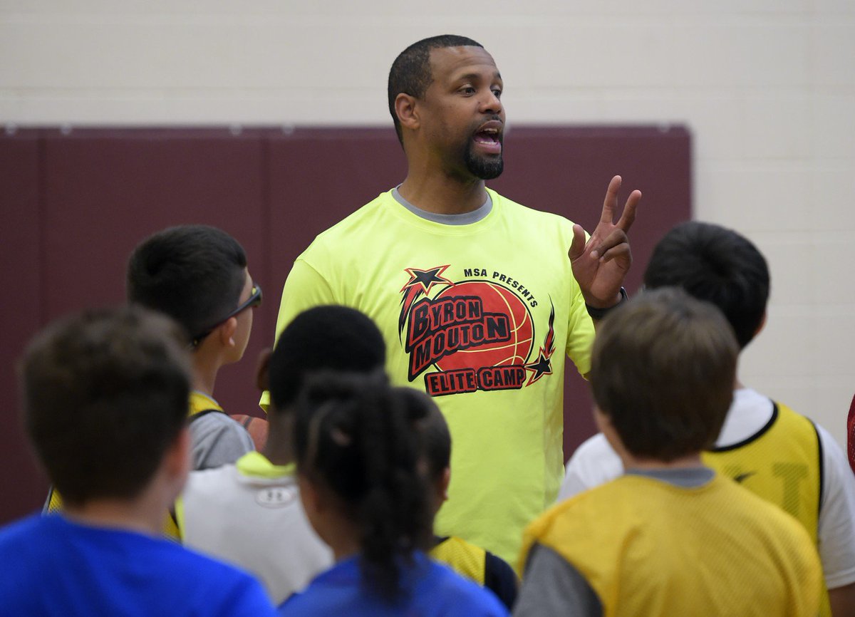 TheStartersDMV's tweet photo. Byron Mouton has been named the new head coach at Lanham Christian School (Md.). https://t.co/fEK49KhM7M