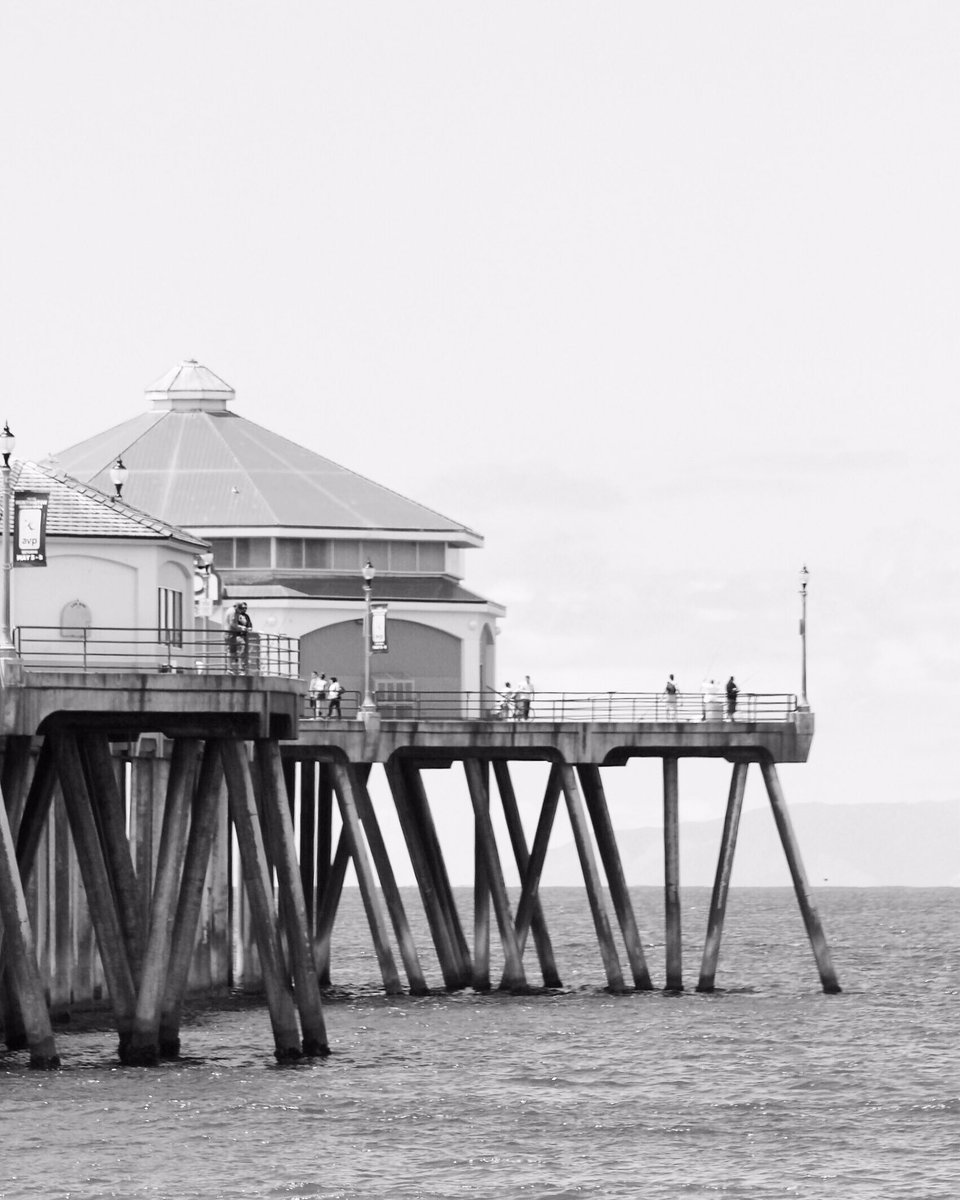 SurfCityFamily's tweet photo. Interesting:

@HBCityBeach Huntington Beach, CA https://t.co/gd2lS4pH8e

— 𝙻𝚊𝚛𝚛𝚢 𝚃𝚎𝚗𝚗𝚎𝚢 📷 Make #GoodTrouble (@LarryTenney) May 14, 2016