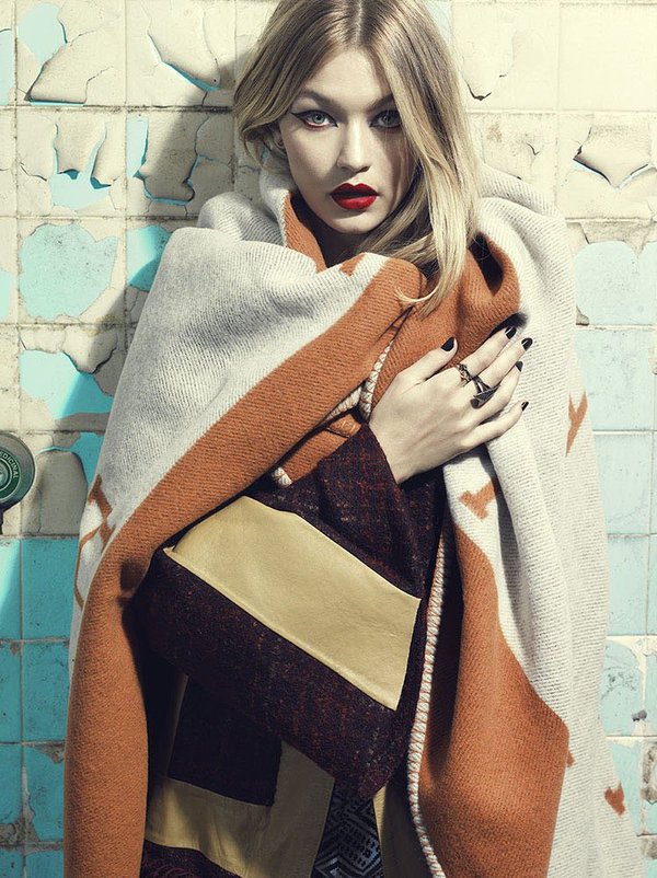 bestgigiphotos's tweet photo. Gigi x Vogue Brazil 2014 🔥 https://t.co/yyRN1qpRQg