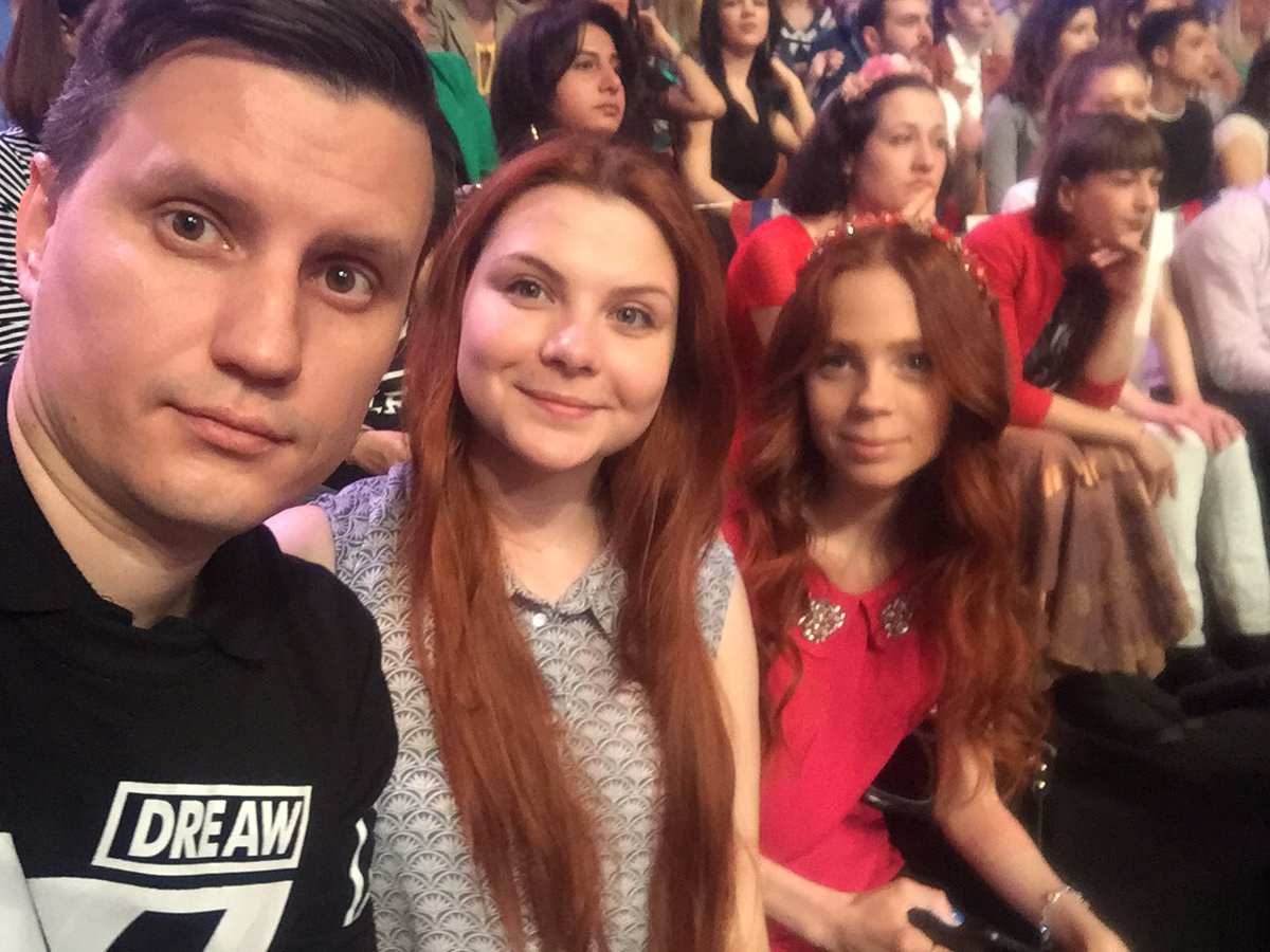 Ищите нас на 3-с ряду ✌🏻️ #ПрямойЭфир #Россия1