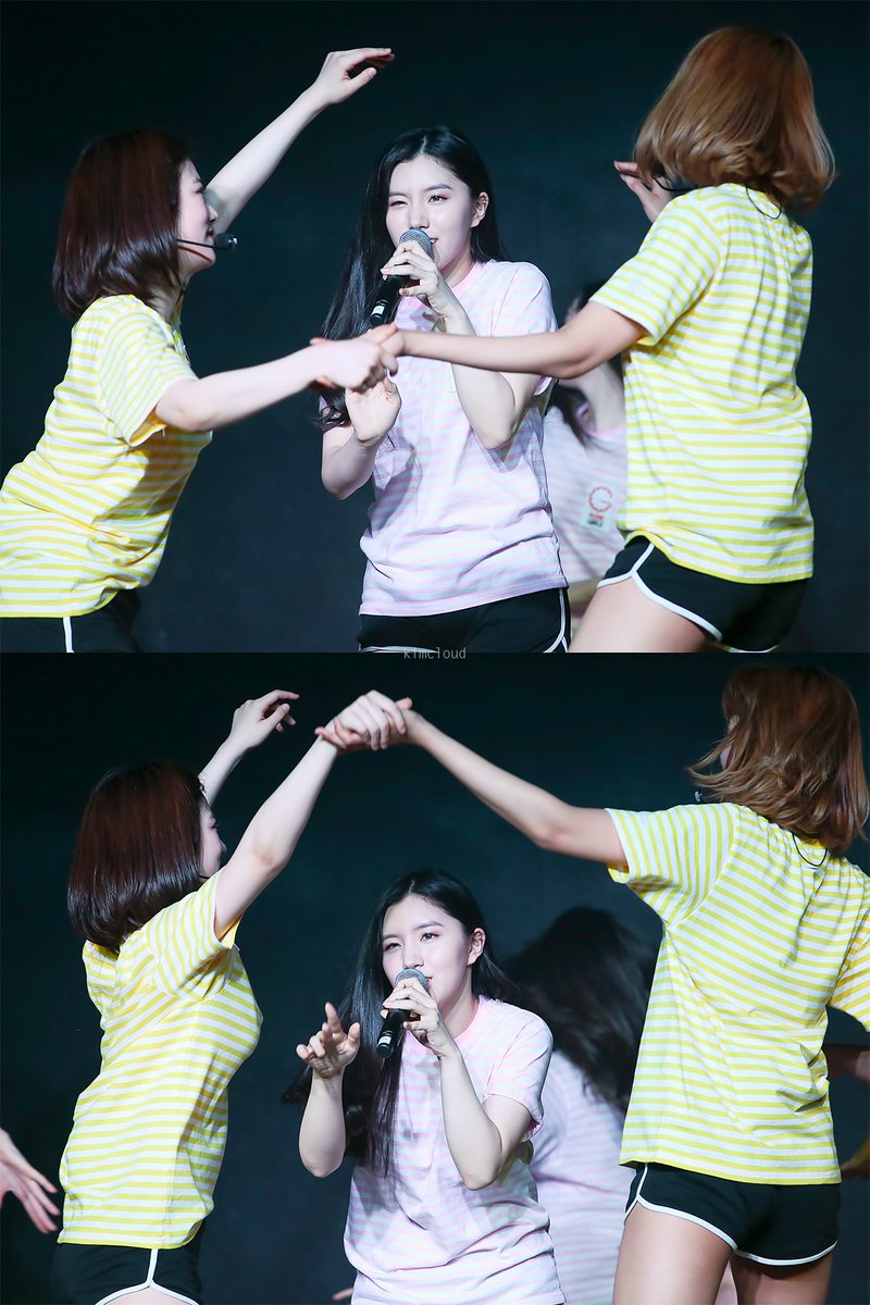 🌸🌸예쁜 말 모두 모아서 따다 주고싶은데🌸🌸 #플레디스걸즈 #pledisgirlz #박시연 #시연