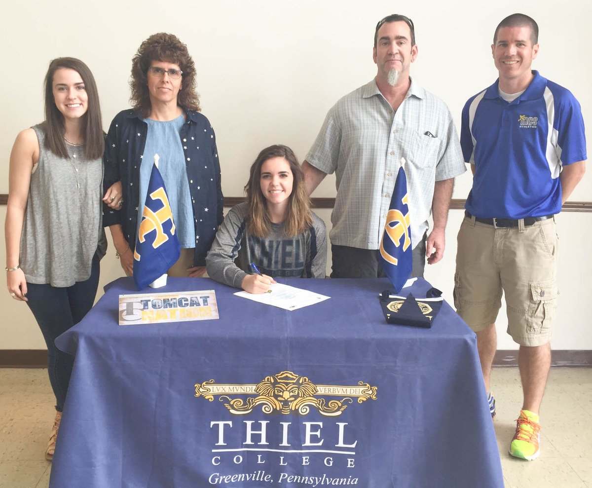mcseaglesoh's tweet photo. Congratulations to B. Parsley on her commitment to play volleyball at Thiel College@ThielAthletics  #mcsUNITY https://t.co/BtD3kPcIm2