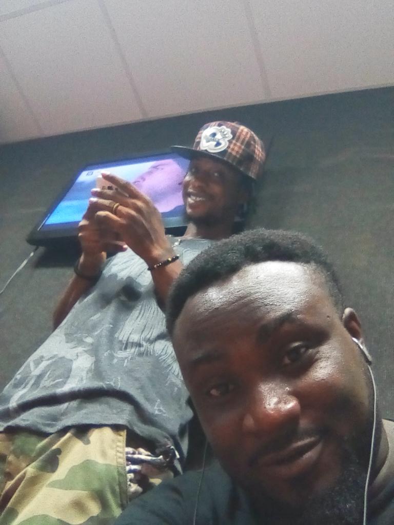 We live inside Kuul FM ....<a href="/EnamilyMusic/">EN☆MILY🌍</a> <a href="/ElormBeenie/">Elorm Beenie</a> <a href="/FredQuameAsare/">Fred Quame Asare</a> <a href="/DrWailer/">Dr. Wailer</a> @Woyram_Gh <a href="/IamBrightEllis/">Bright Ellis</a>