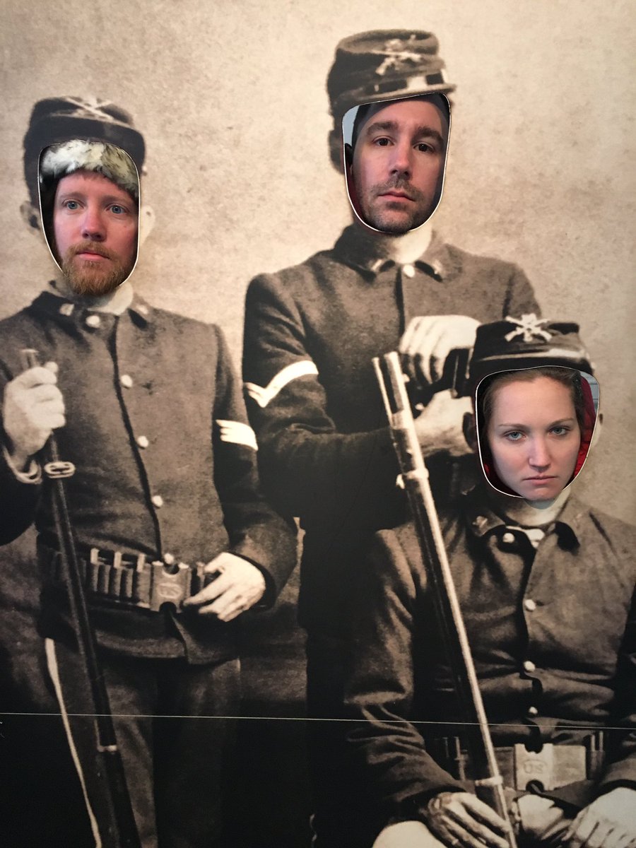mlmcgrann's tweet photo. Fire the cannons! #mackinaw #MIJaycees #MIJC2016 https://t.co/pui28j4wOL