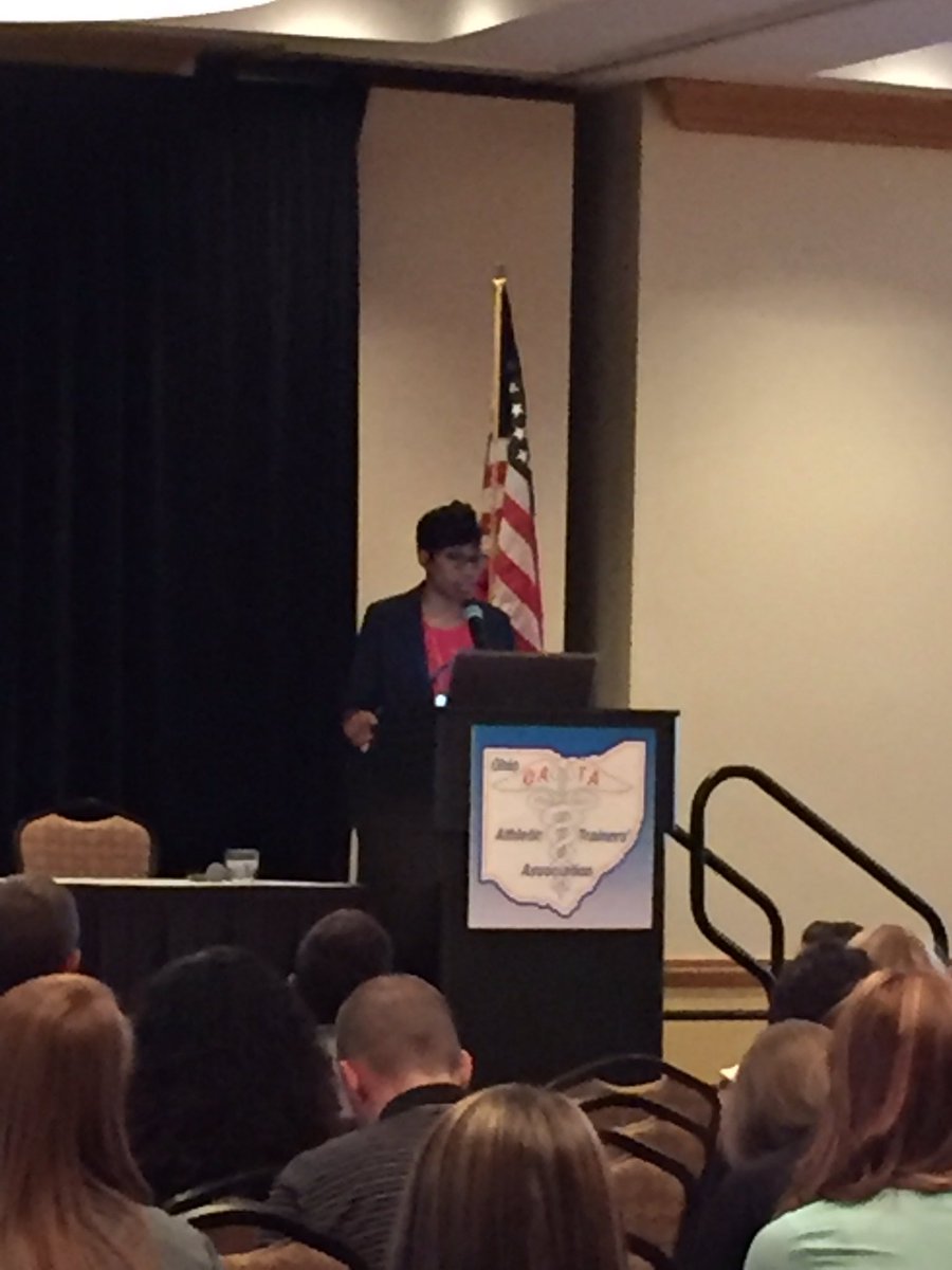 KateW_ATC's tweet photo. Learning about Culturally Competent Healthcare with @Sammi003! #OATA2016 https://t.co/kCT2IDKtQQ