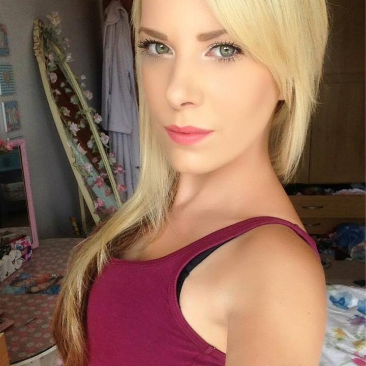 hotbodypolitic's tweet photo. MAKE MONEY AS AN INFOTAINMENT BLOGGER BABE! https://t.co/ue4uMWhIU2