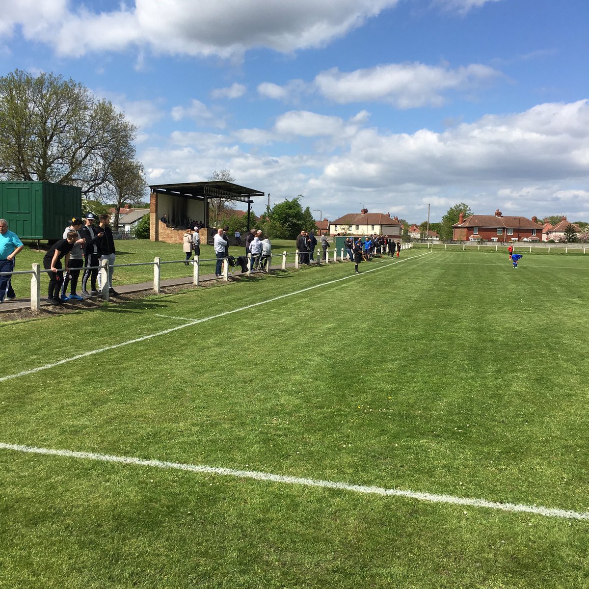 broddyafc's tweet photo. @broddyafc v @Ollertontown_fc we're off. And a crowd https://t.co/SpjDPBfFdO
