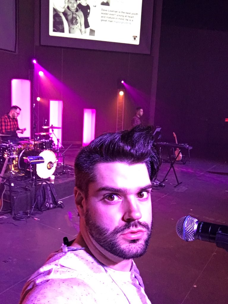 lukegallant's tweet photo. #springforth16 hey! You guys are awesome! We're having a blast! https://t.co/V8XTZQuhDw