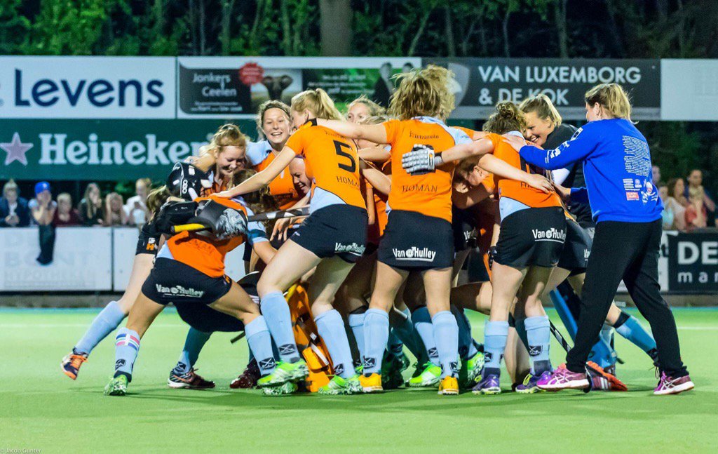 Dames van <a href="/ghhcgroningen/">GHHC Groningen</a>: <a href="/GemHaren/">Gemeente Haren</a> is trots op jullie.
