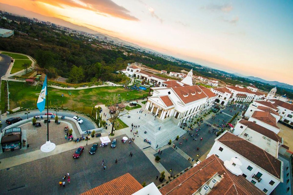 DusheTravel's tweet photo. 22 de mayo. $25 por persona.
Cayalá + Zoo La Aurora + Oakland Mall.
Niños menores de 2 años gratis.
#ElSalvador https://t.co/7bVa6VEnTr