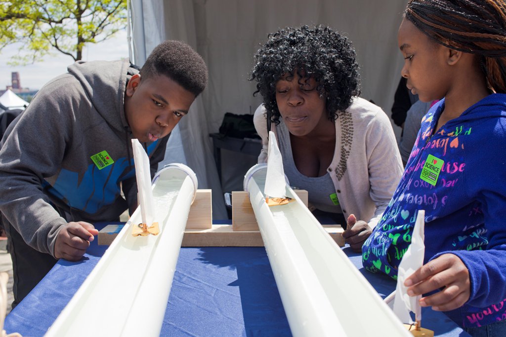 phillyseaport's tweet image. Mini sailboat races are always a hit at the Museum! Are you up for the challenge? #Makesciencefun