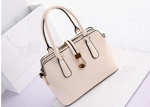 ghatra_'s tweet photo. B108 Beigi IDR 193000 Material:PU Leather 22x30x13cm #BagImport @IklanBandel @Iklan24Jam @iklan_OKE @iklan_palembang https://t.co/ROTNPe2FMH