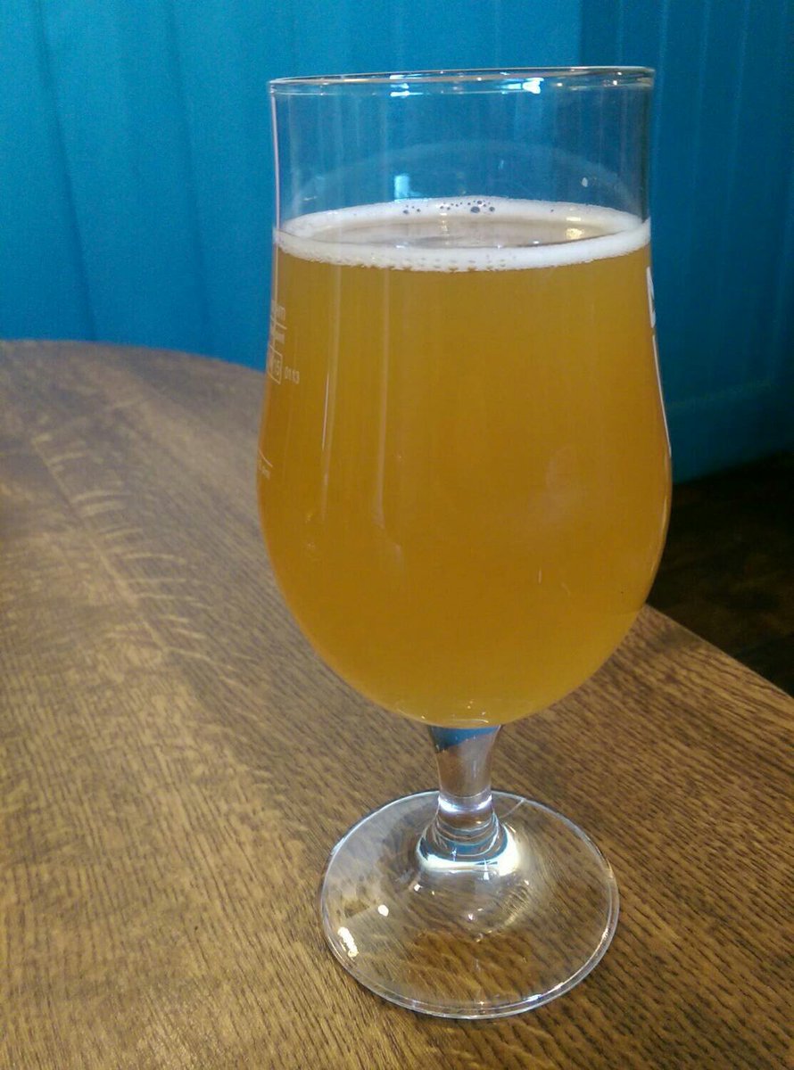 TomPaulMaya's tweet image. #TomsOnTour continuing at @TheBarleyMow! With @WiperAndTrue Wheat beer &amp;amp; @WildWeatherAles peach sour! #craftbeer
