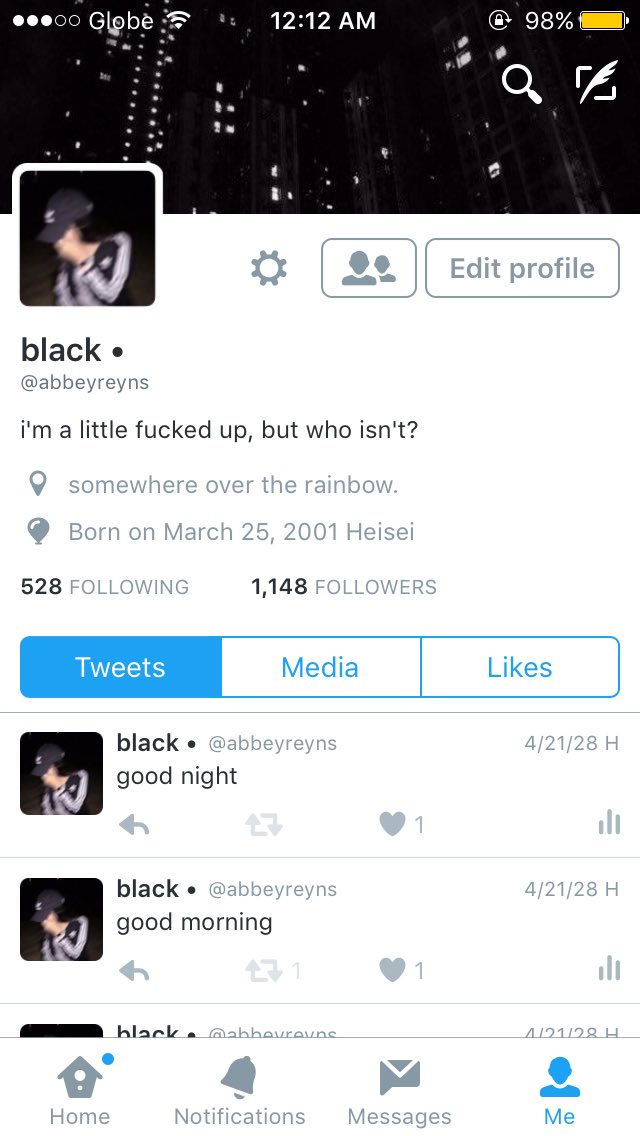 abbeyreyns's tweet photo. I'M BACK. https://t.co/CNpIyT61ZR