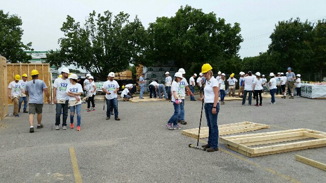 embreegroup's tweet photo. Panel Build is progressing! @HabitatWilCo #EmbreeTEAM #EmbreeH4HBuild https://t.co/gzgE3kKvOV