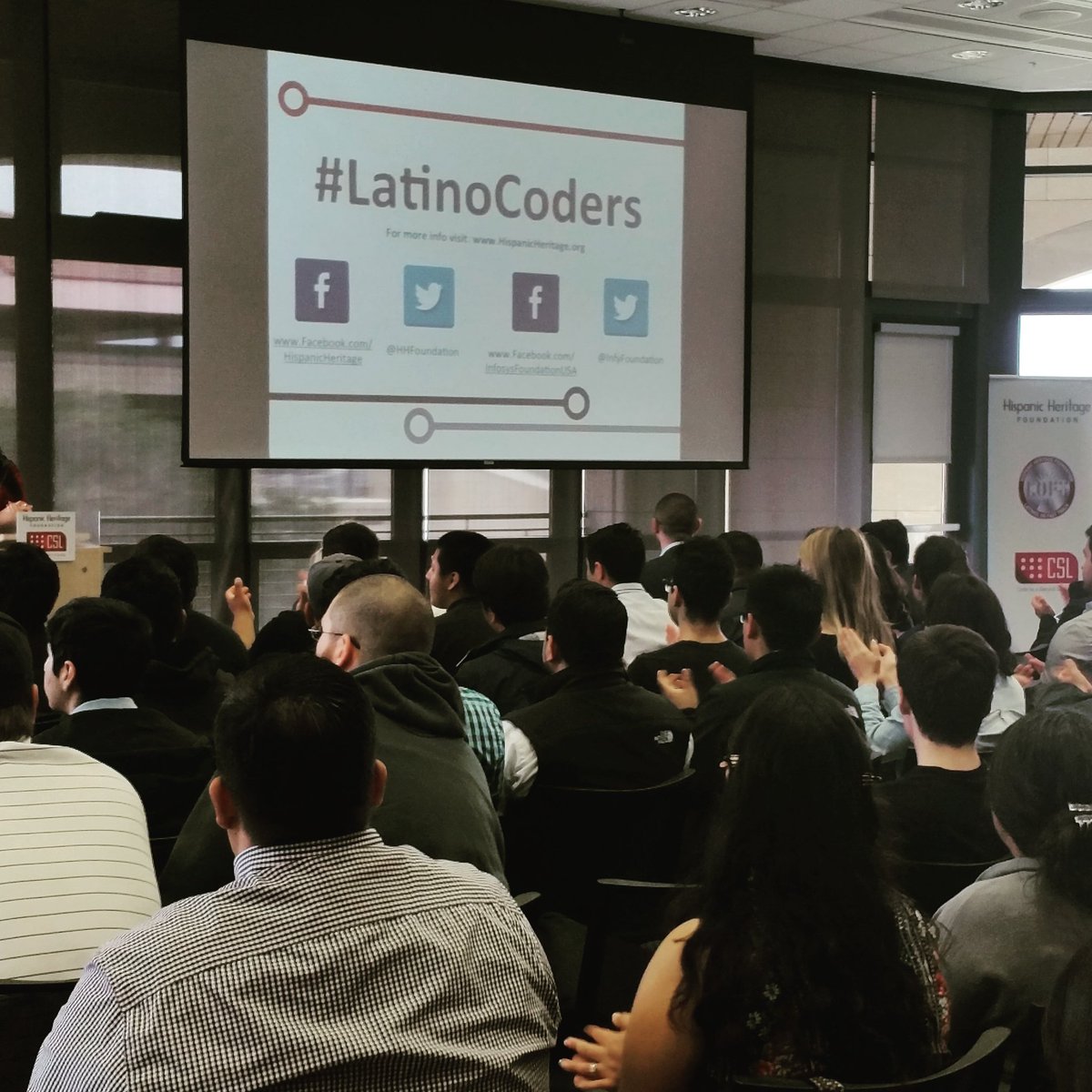 soytapatia's tweet photo. #UnivisionContigo #latinocodersummit #LatinoCoders event at #StanfordUniversity https://t.co/z4VPeqmLzh