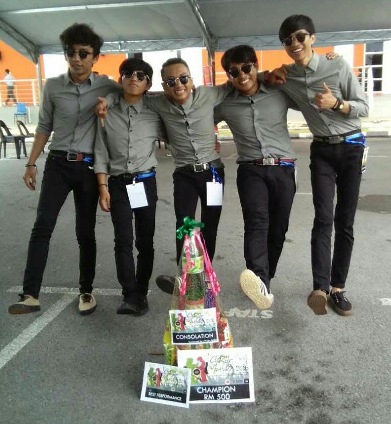 TheDoubleshoes's tweet photo. Champion battle of the band Hari Belia 2016! congratulations mates! #rocknroll https://t.co/JIgcBjldEC