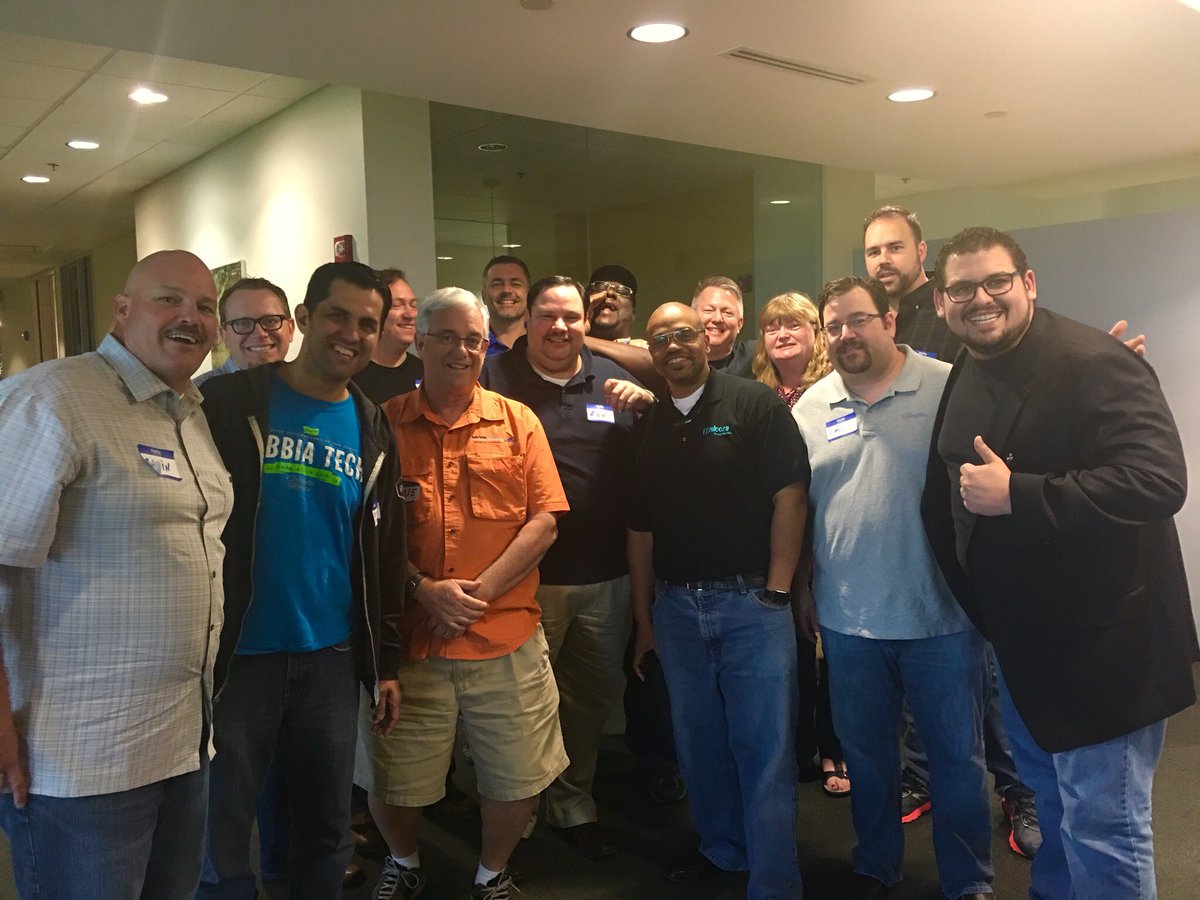 emereb's tweet image. Floridians @ The MVP Open Day 2016! #COD16 #MVPAmericas