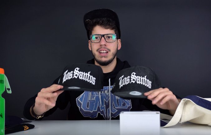 TypicalGamer's tweet photo. Thank you @RockstarGames! Left hat is new; right hat is 2 years, 7 months and 27 days old! - https://t.co/G6c9WV5rBd https://t.co/F2LyKhxsFk