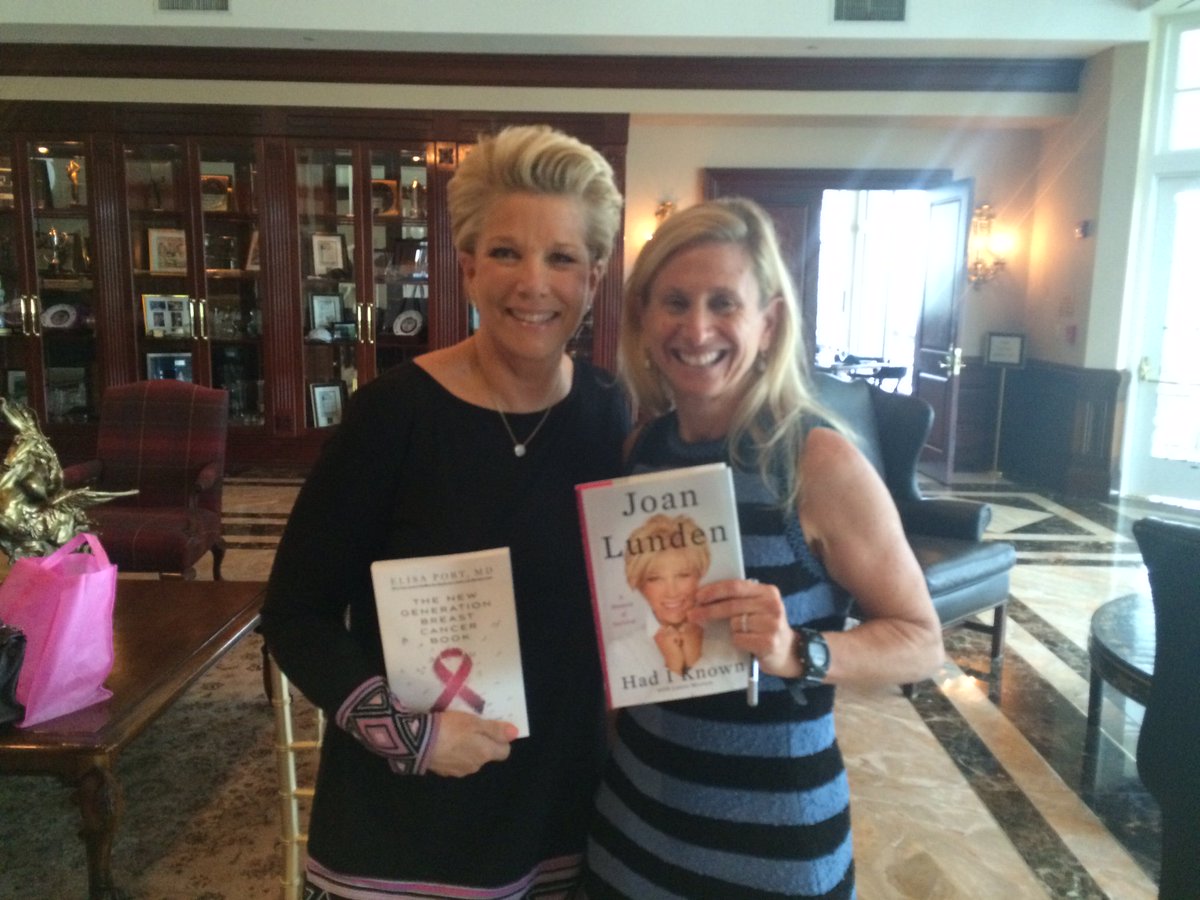 Wonderful morning at #Cureinourlifetime,chappaqua with the inspiring @JoanLunden, signing books for eachother
