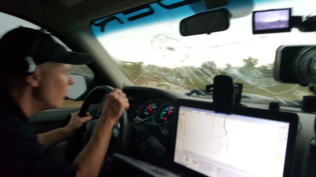 amycastor9's tweet photo. Baseball hail smashed our windshield last night SW of Hollis. https://t.co/edrUzDF8aY