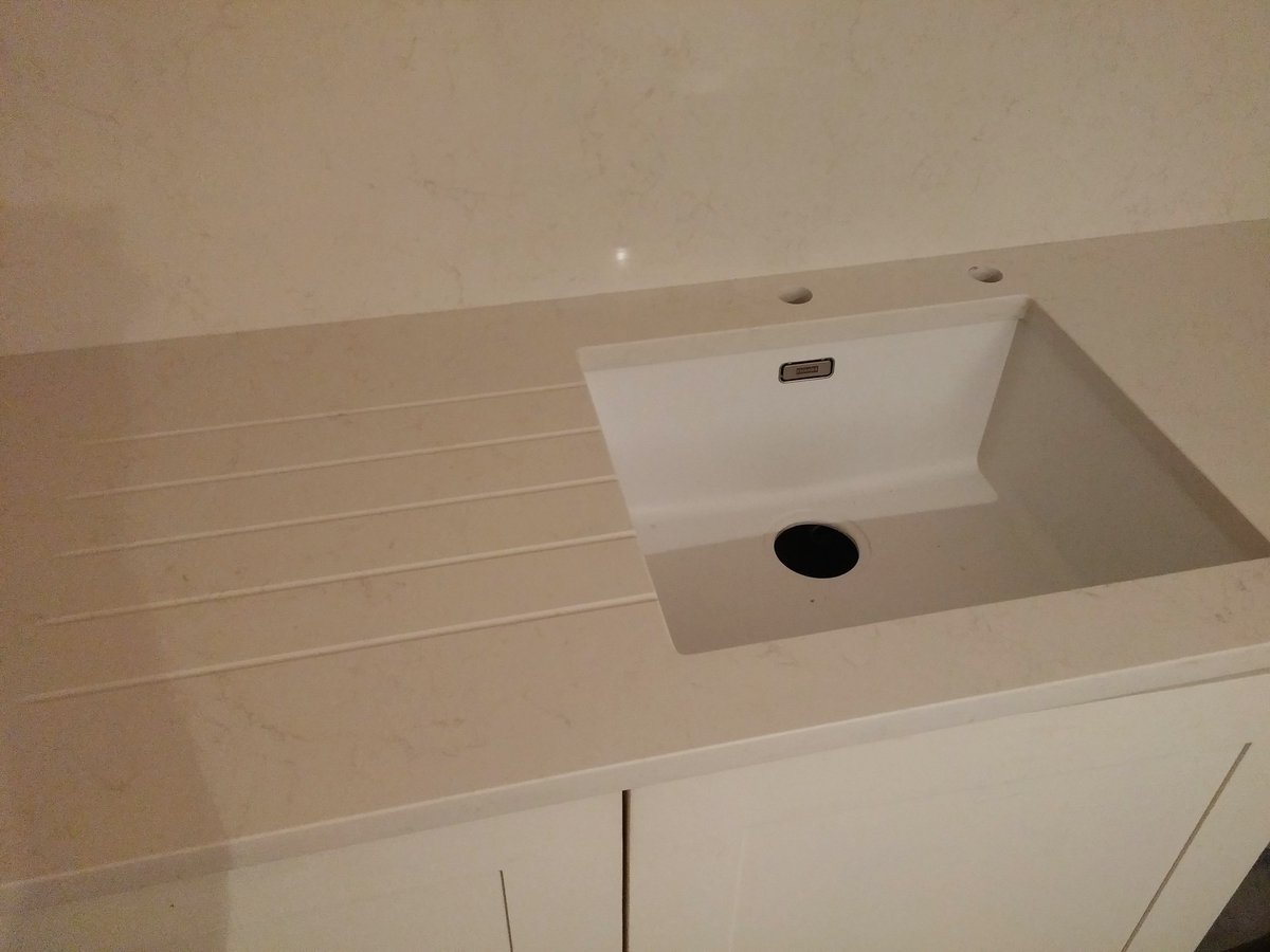 ImperiumStone's tweet photo. Frosty Carrina Quartz Worktops with Backsplash #Caesarstone https://t.co/rPY2xxFZow