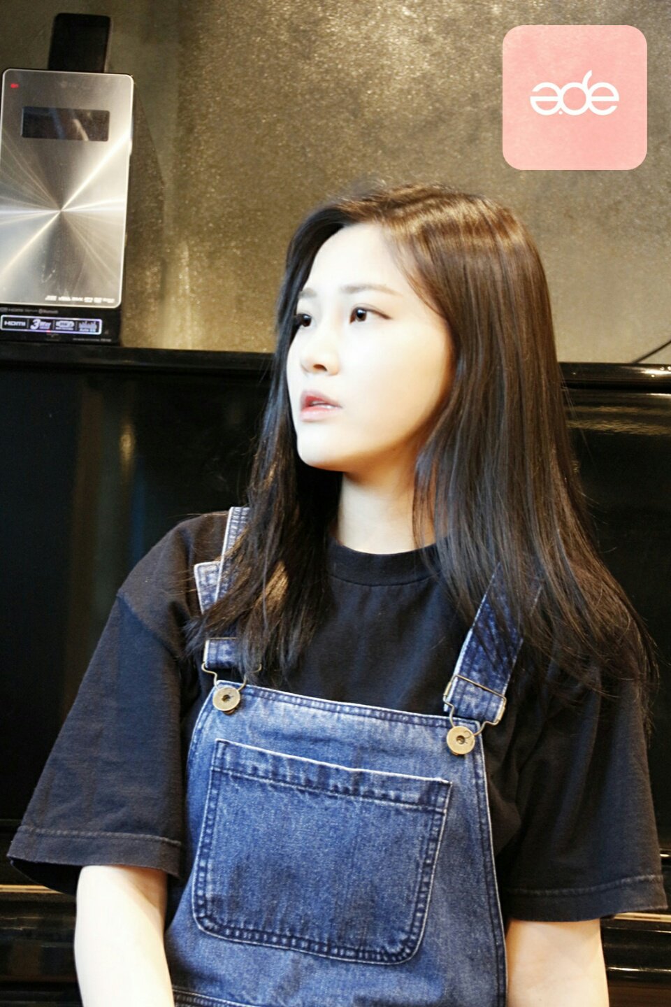 CibszSEVEAAcd_0.jpg:orig