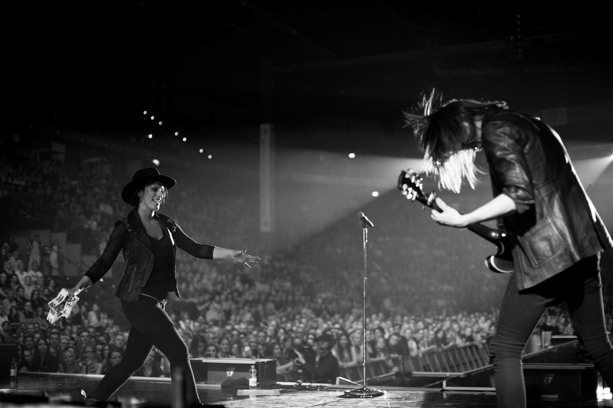 Support_SIMO's tweet image. Dortmund, seit ihr bereit?:)
In ein paar Minuten geht es los!🎼