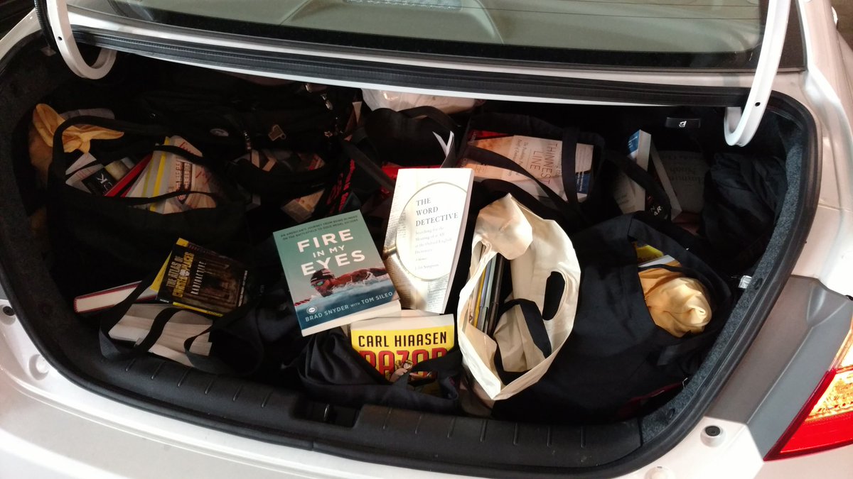 ReutherHeather's tweet photo. A trunk full of books! This is our score from #bookcon2016! @reutherwoolum #WeAreReuther https://t.co/lg7O5B4Ral