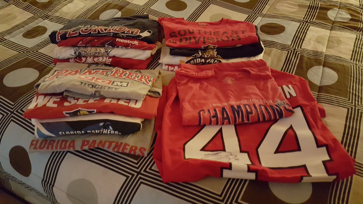 thinhairman47's tweet image. I just realized I don't have enough @FlaPanthers  t-shirts. #CatWorldProblems #FlaPanthers @Guddy44
