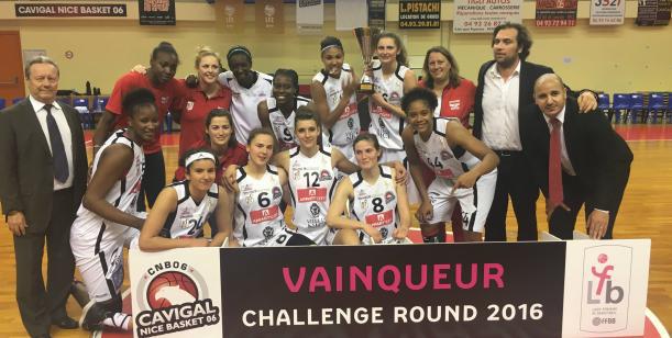 Daft_Dunk's tweet photo. LFB | Nice vient à bout de Basket Landes et remporte le Challenge Round ! https://t.co/GtGOvzj5j9 https://t.co/Om4ItSrxGs