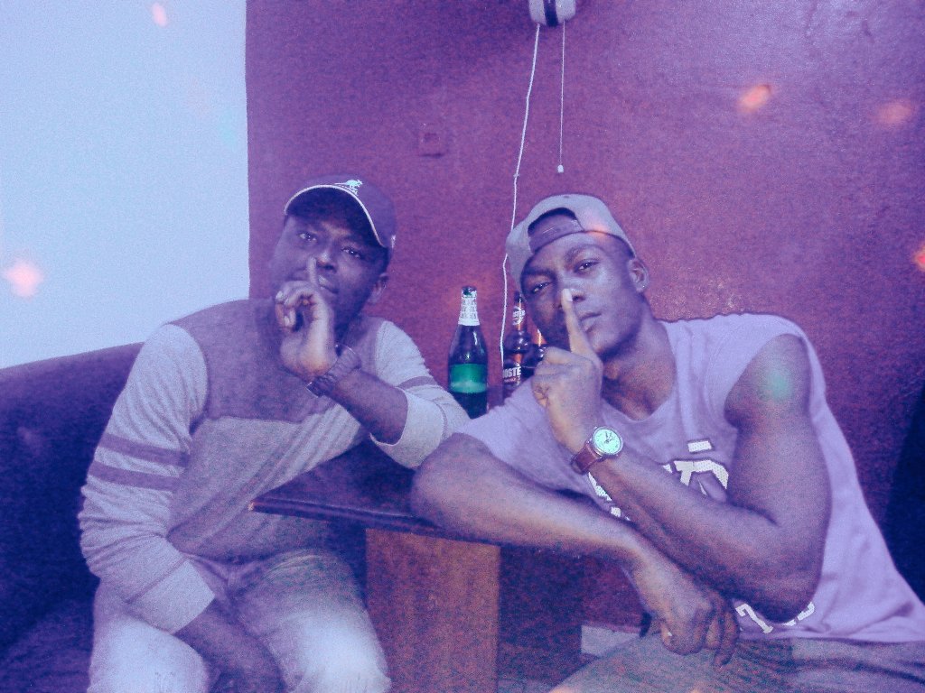 lafonleslie's tweet photo. #mendem from way back..#lazer #clamon..#startedfromthebottom https://t.co/2PgjLTkc6n