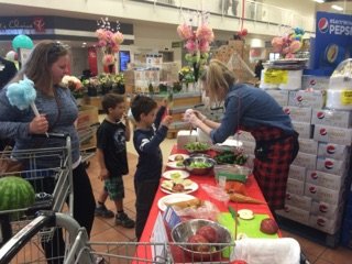 LCollegesqaure's tweet photo. #marketmoments #1050 #loblawscollegesquare #customerappreciation https://t.co/aIJLzAOp9F