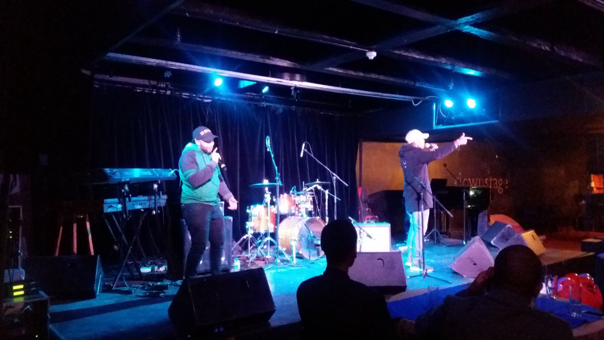 kaymo_mo's tweet photo. @KwanzaCertified on stage B!!! #FFFshow https://t.co/tyKF0vI8mH