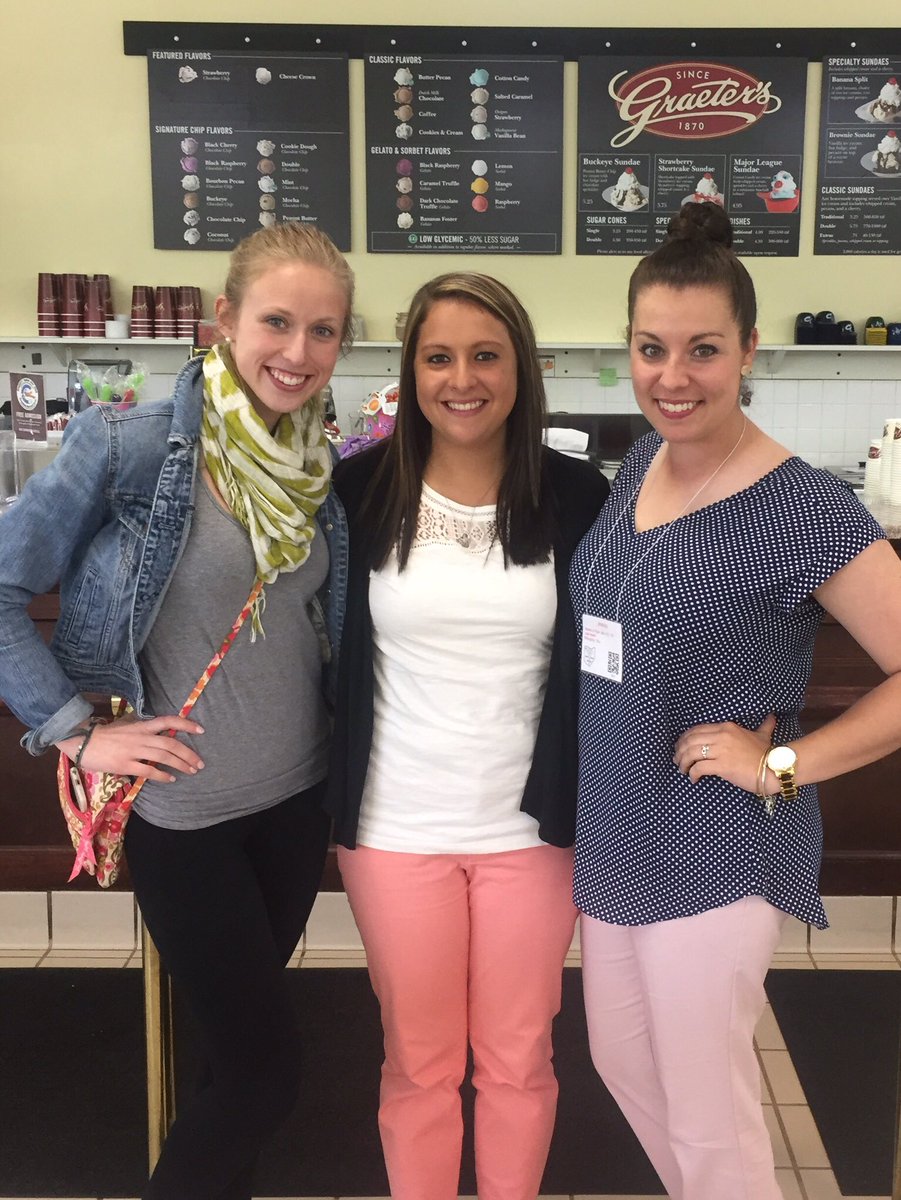 JessRyanATC's tweet photo. Reunited and it feels so good @BGSUSportsMed #OATA2016 #BGAT https://t.co/LAGv9JV7Hk