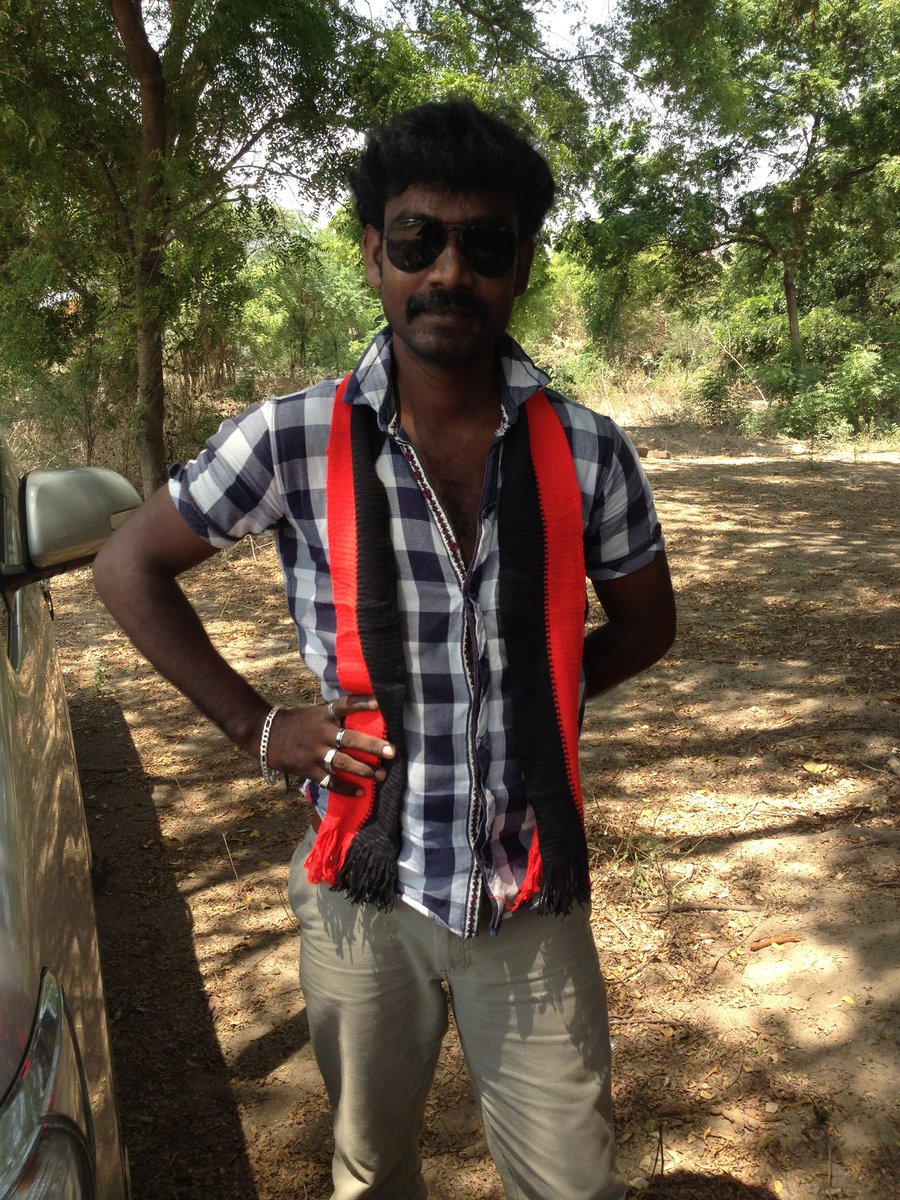 @devaluvi tweet media