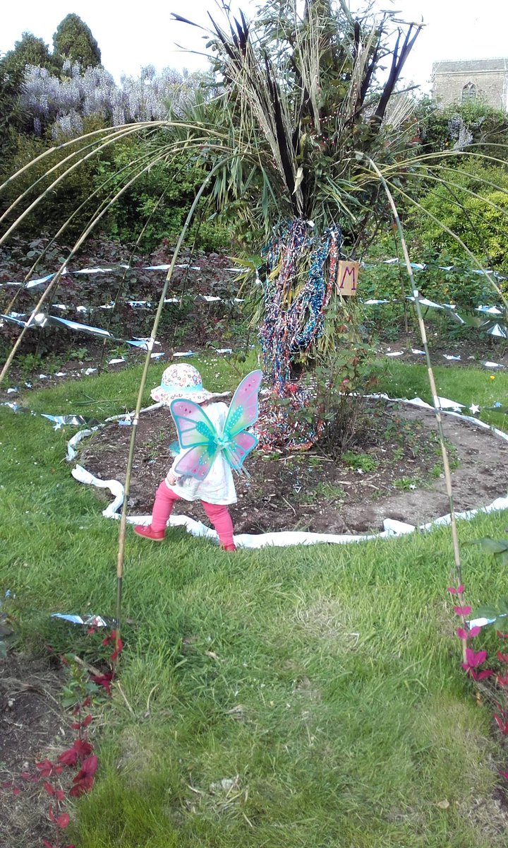 Rose garden...@Mid20th perfect spot for a picnic! @BlaiseMuseum #EnchantedGardens