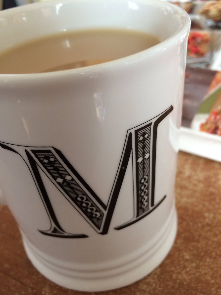 ERiscooking's tweet image. Enjoying a cup of tea on a grey day #atmydesk #worknotwork
