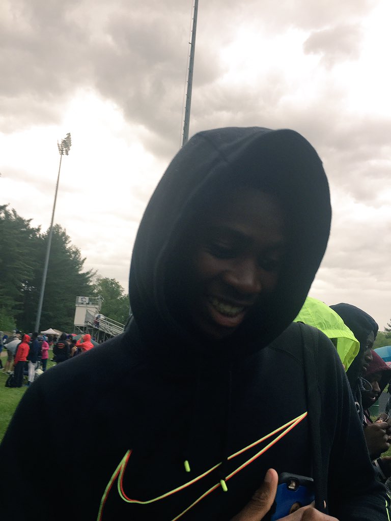 RandallstownHS's tweet photo. We ARE @RandallstownHS #happiness #spiritedfun #excellence https://t.co/CnyfH3T4xx