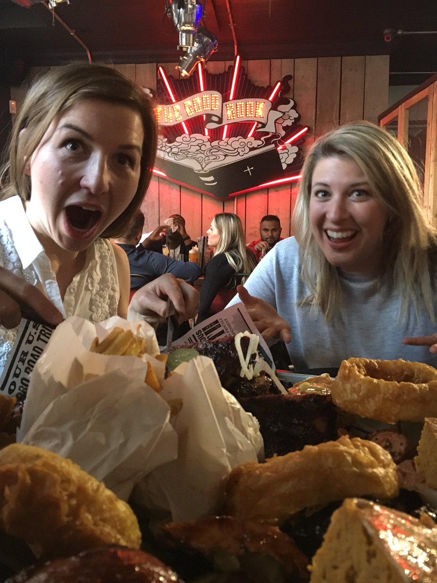 adeevans's tweet image. Food in a bin lid!! Winning @BeddersT @helenjackson23 @RedsTrueBBQ
