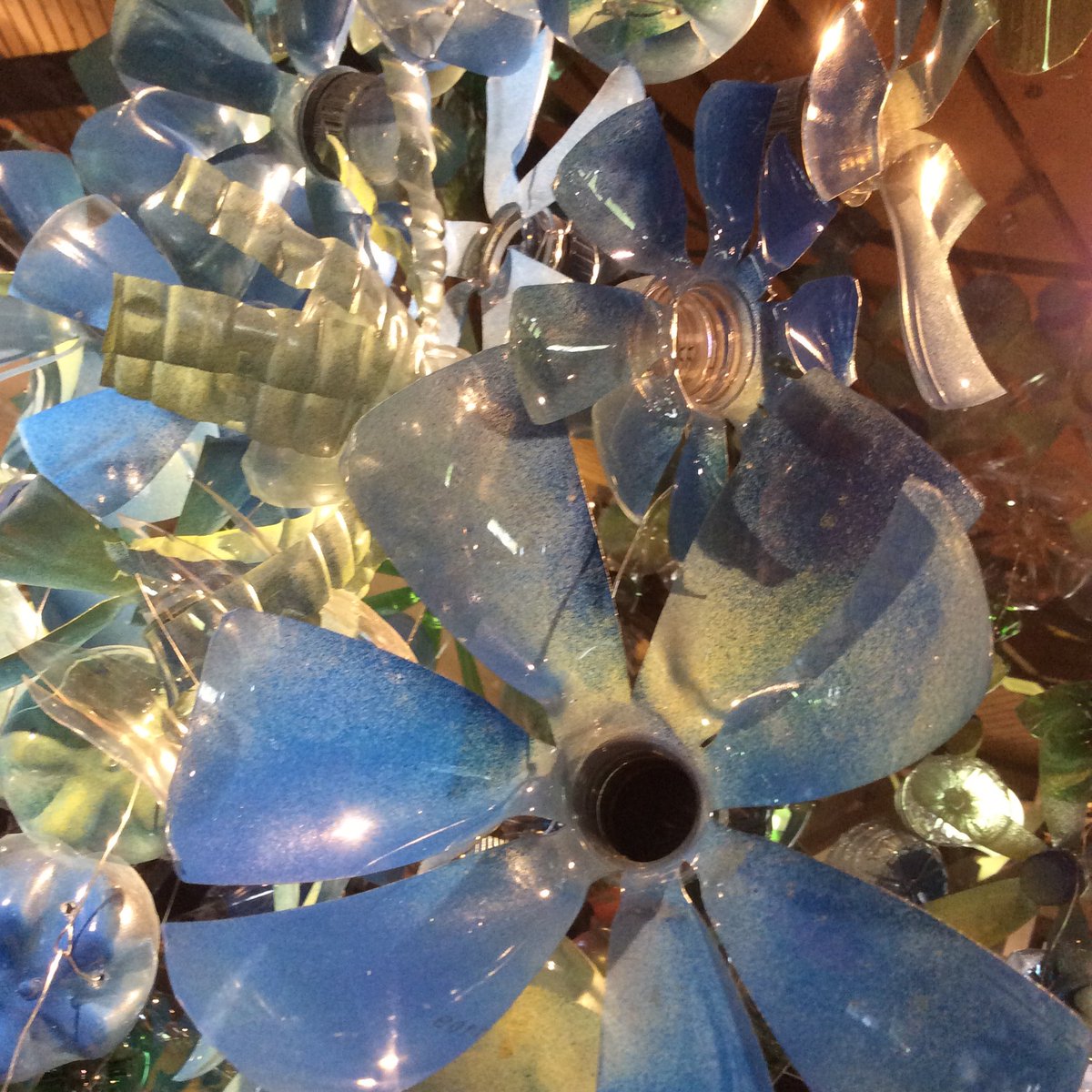 wonderstaples's tweet photo. Beautiful recycled art in the gift shop at Black Creek Pioneer Village..... #PANS2016 https://t.co/fVyCw9LZtR