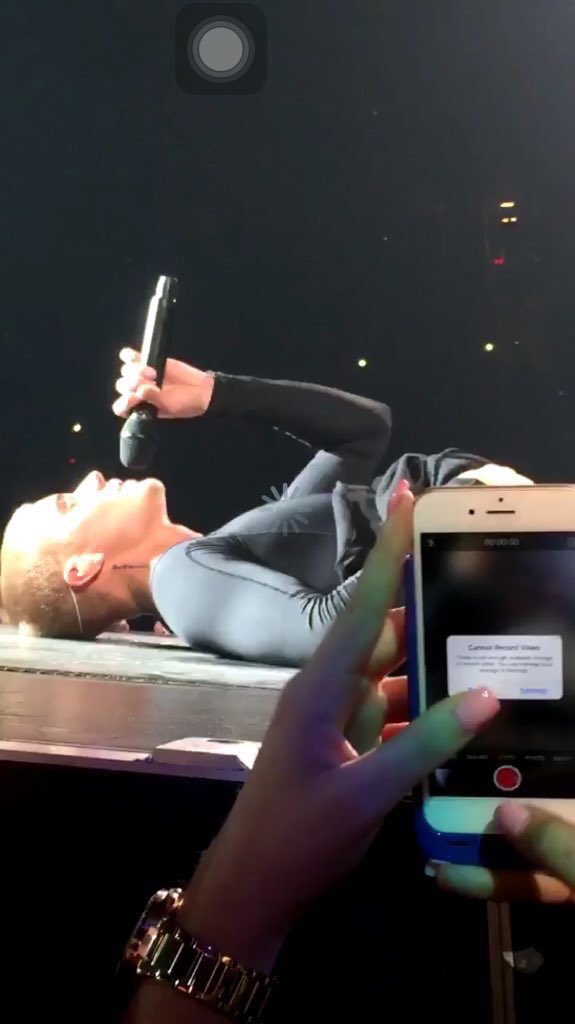 SocialElitesTX's tweet image. I can't imagine this feeling ..... 😬😳😩 #JustinBieber 😂😂😂😂