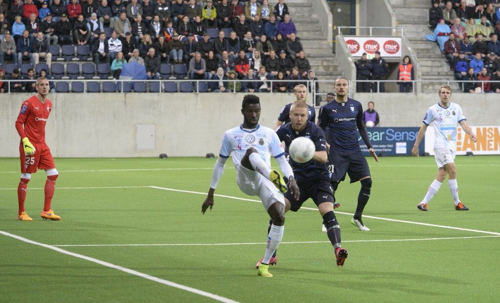 LibSweden's tweet photo. Gefle IF went down 3-0 to former Allsvenskan champion Malmo FF, Dioh Williams didn't find the net for Gefle IF. https://t.co/ob4Q6Fg6ni