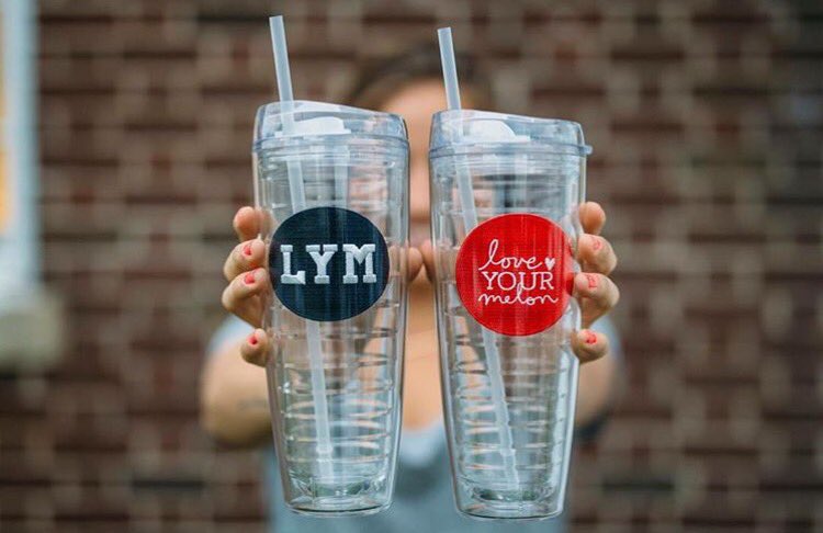 SimpsonLYMcrew's tweet photo. Keep that lemonade cold this summer + dress up your keys for a cause. 

Product Release: Monday, May 16 @ 6 p.m. ❤️😎 https://t.co/fHHkxntVRc
