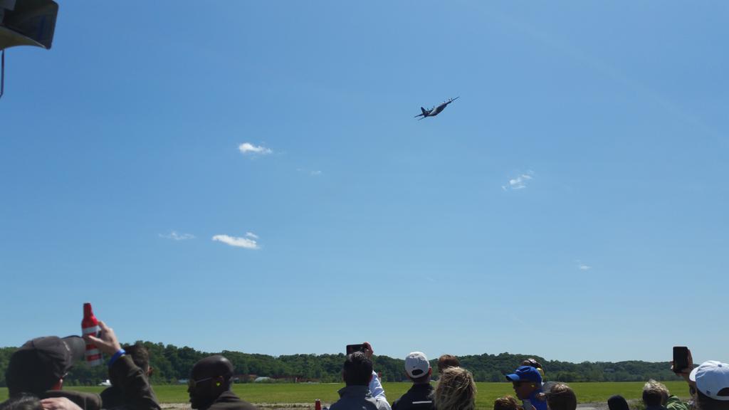 SpiritAirshow's tweet photo. Fat Albert of the @BlueAngels takes off at #Spirit16! https://t.co/KI4XeLmj42