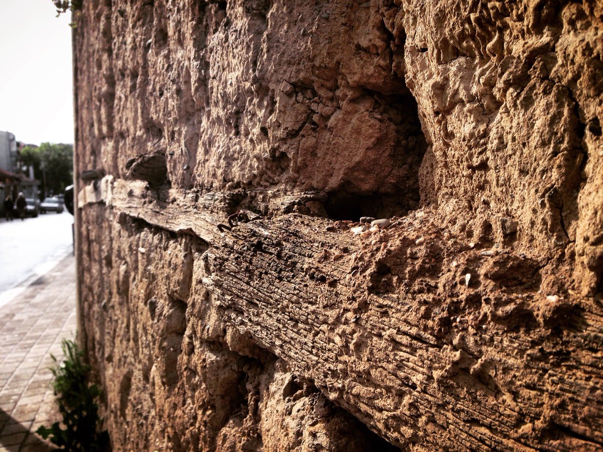 steffiweinraub's tweet image. Oops, got way too excited about the texture of these old wooden beams... 😅 #conservationproblems #prishtina #kosovo