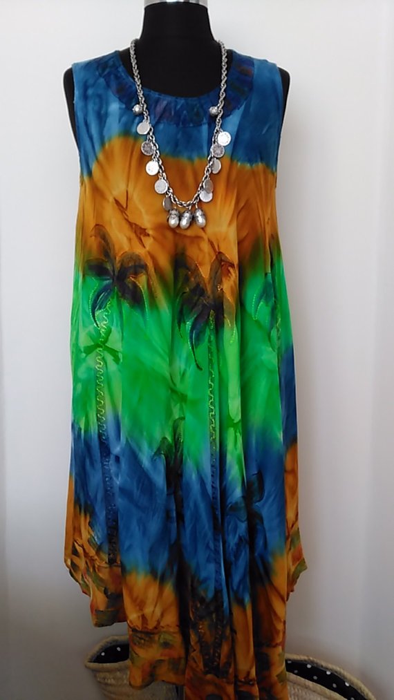 handmadebynadya's tweet photo. Boho Gipsy Dress,FREE SİZE, Vintage 1990's Dip Dyed Embroidered Indian.. https://t.co/DytLQbK3gu https://t.co/FE5Y59hfGW