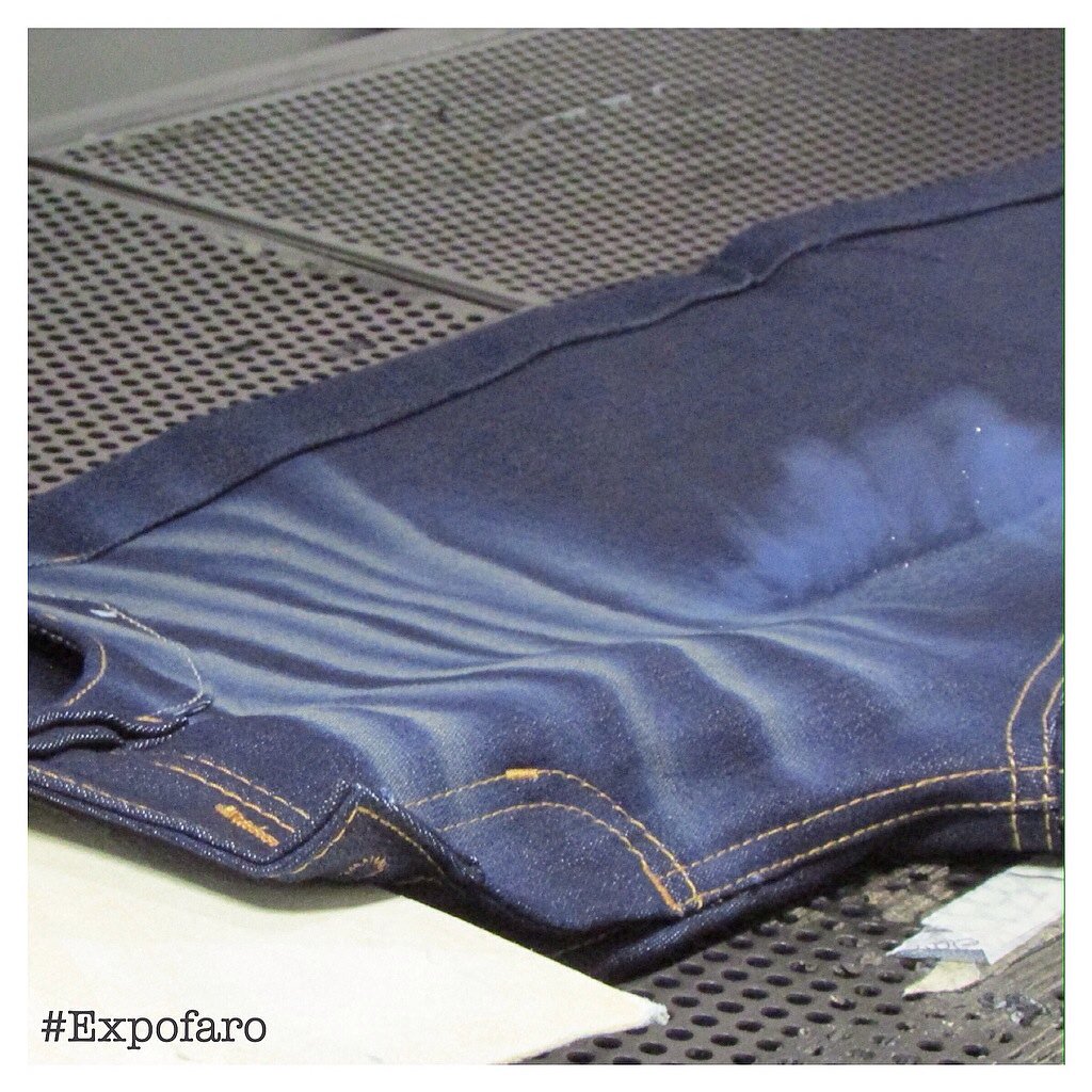 Expofaro's tweet photo. Tecnología láser sobre #denim #HechoenExpofaro
#ecofriendly #jeanswear #bestquality #waterless #lasereffect https://t.co/Dj5iH1RIiK